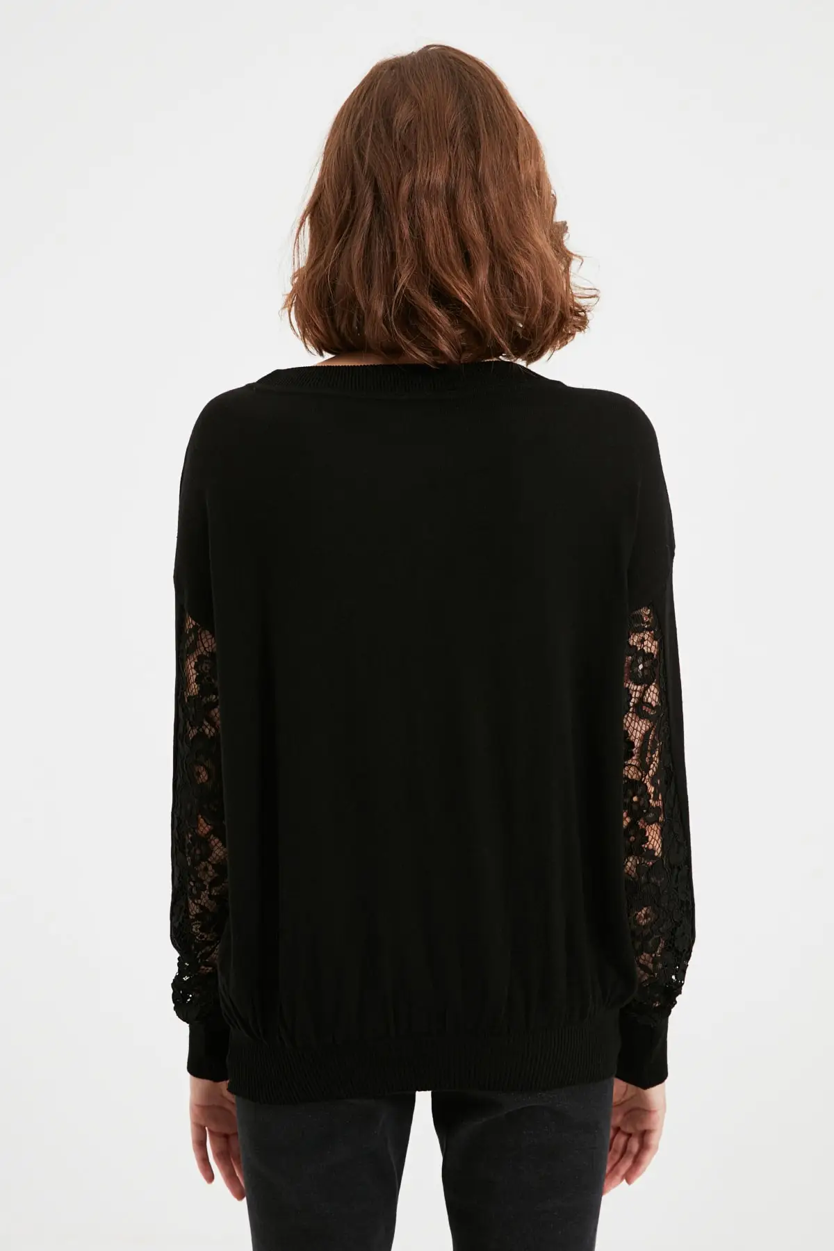 

Trendyol Lace Detail Knitwear Sweater TWOAW22BZ0032