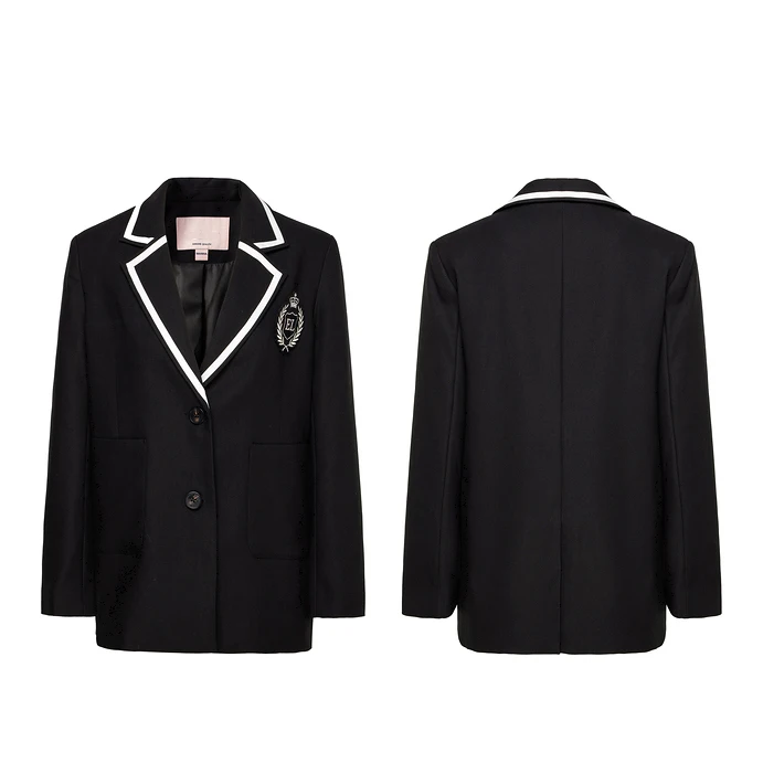 Серия одежды Женская одежда Отрежьте бирку Осенняя свободная пригородная