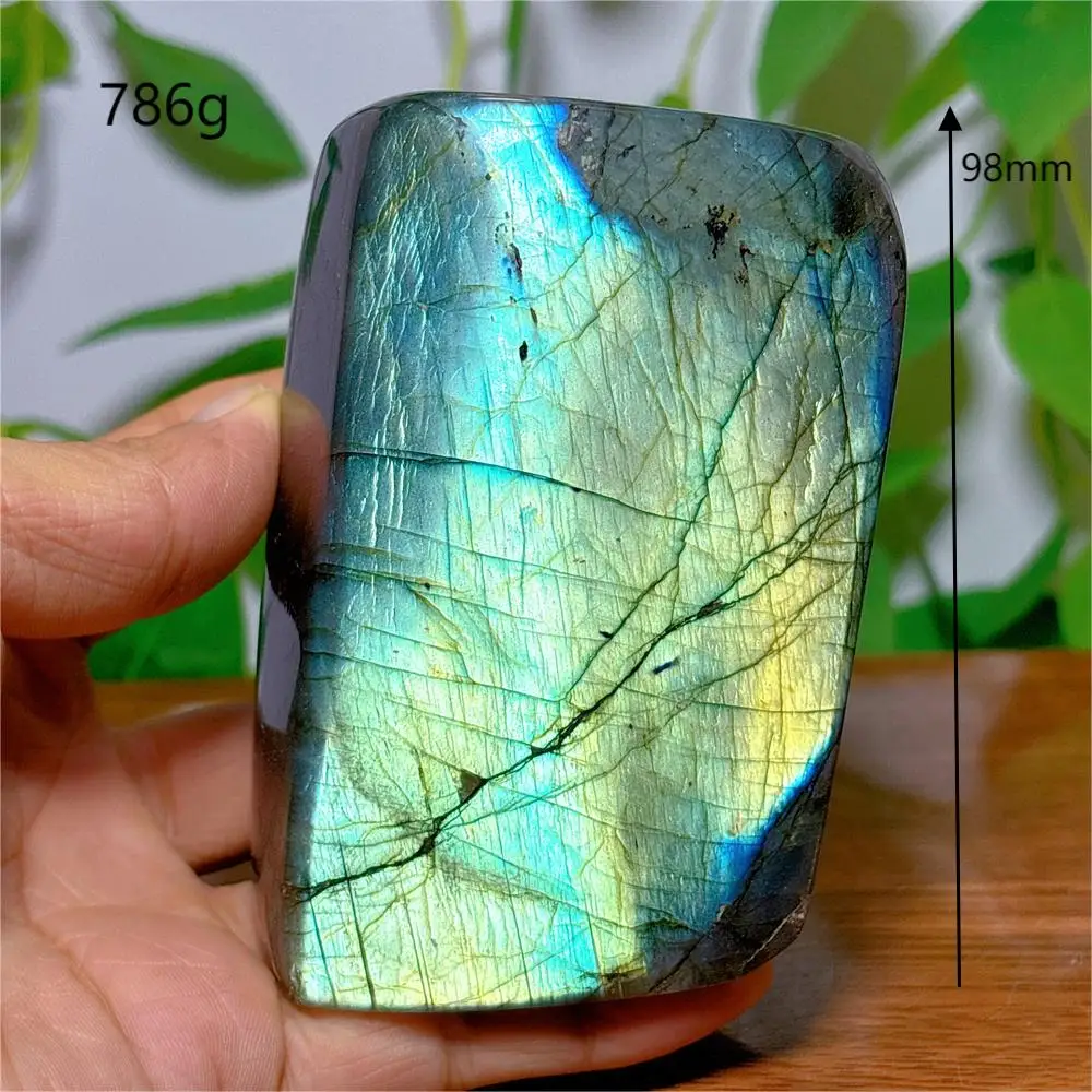 

Два синих лабрадорита, свободной формы