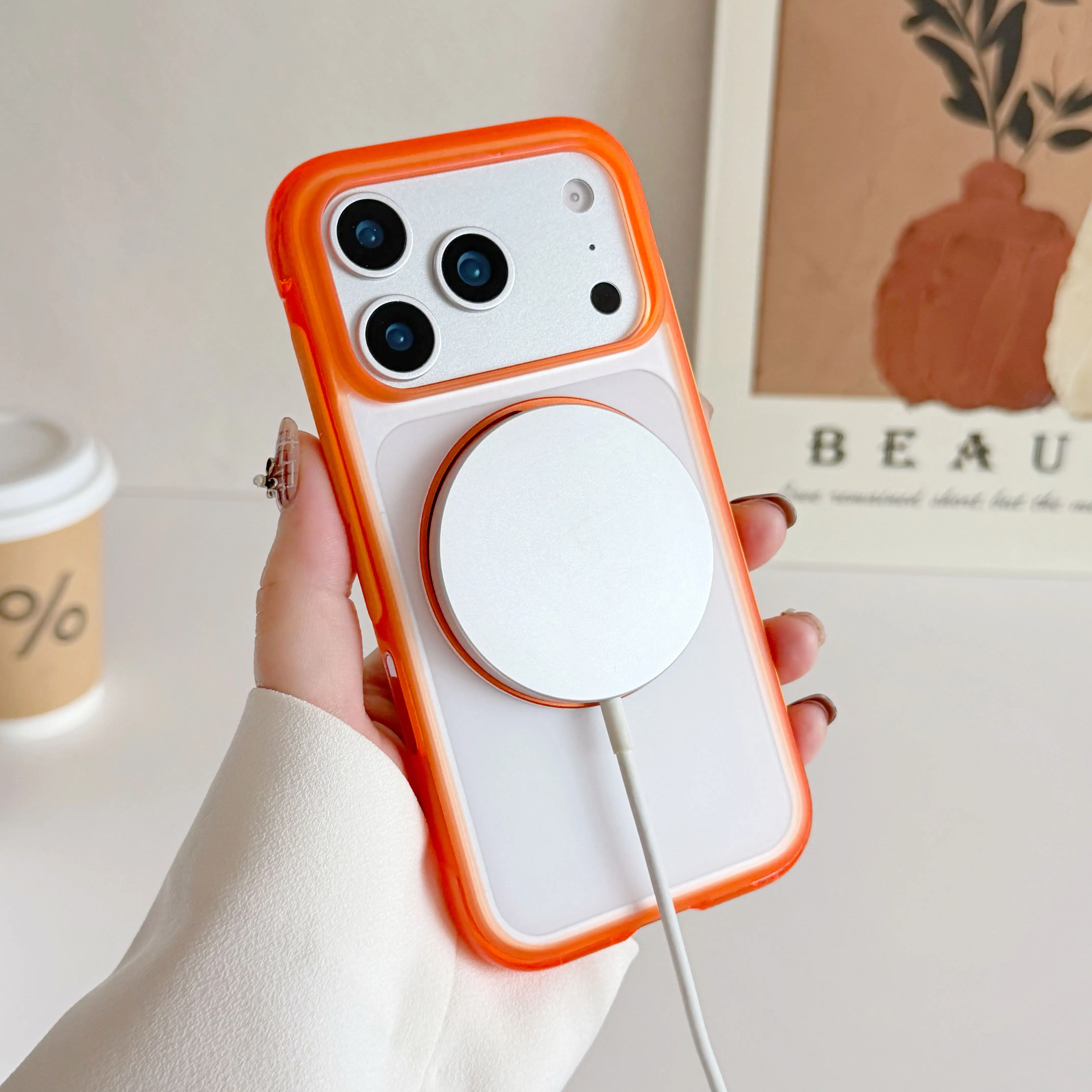 Фото Чехол для iPhone 17 Pro Max с воздушными подушками по углам, прозрачный, магнитный, с поддержкой MagSafe, для крепления-держателя №4