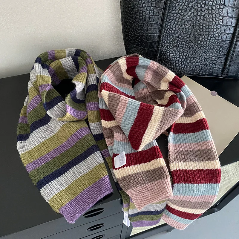 

Women's Color Contrast Stripe Knitted Wool Scarf Warm Keeping Neckwear