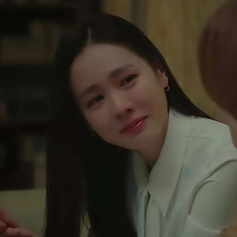 Серьги женские с кристаллами корейские стильные модные элегантные украшения со