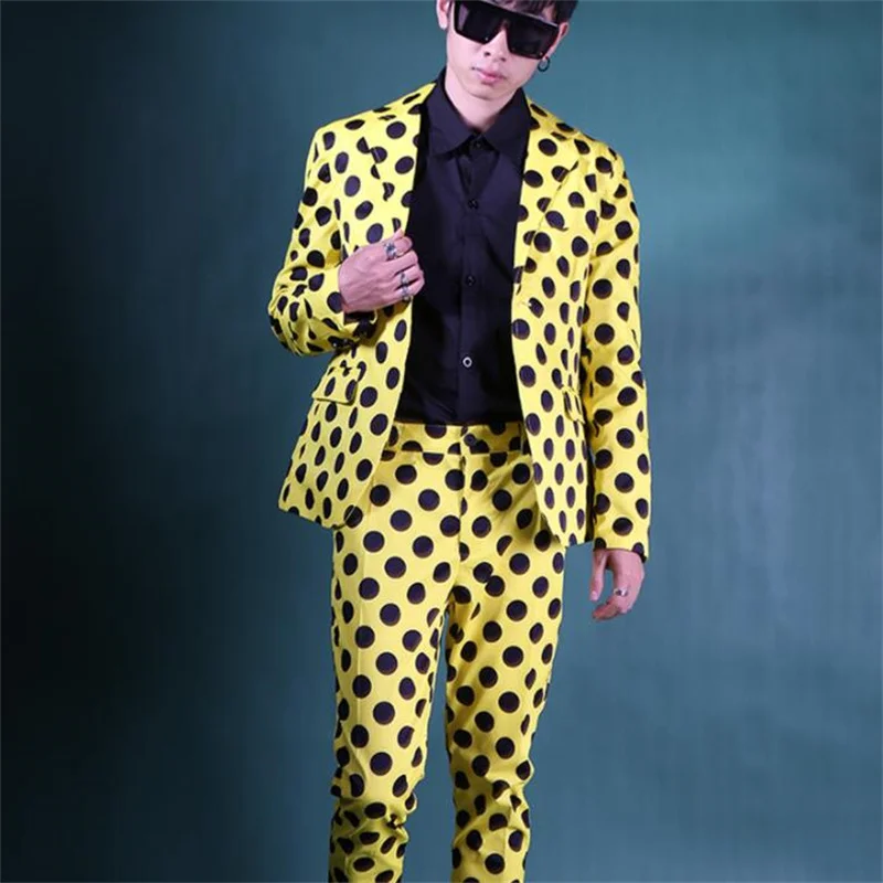 

Yellow black polka dot mens suit set korean version net red blazers hair stylist nightclub casual wear singer stage dance