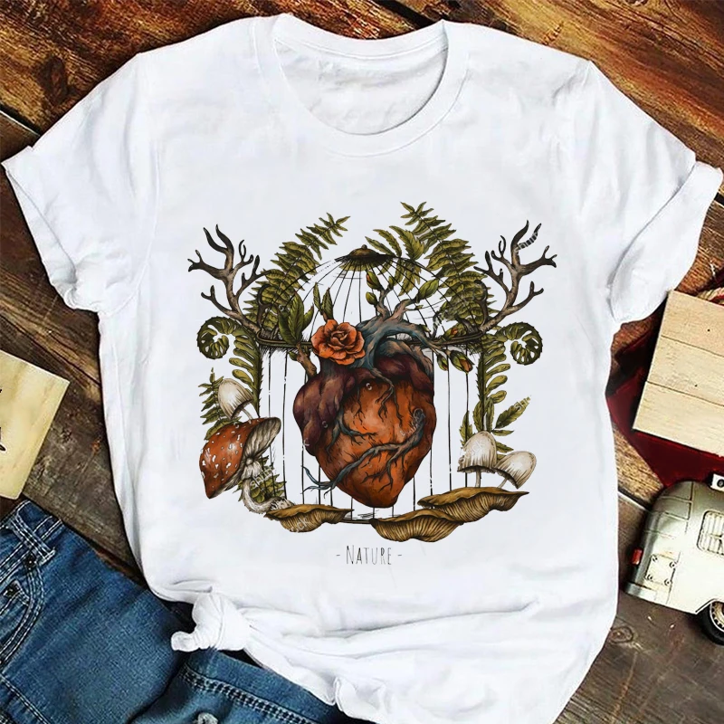 

Simple And Small New Cute Women's Cartoon Retro Print Fashion Short Sleeve Printed T-shirt Women's Top Pattern White T-shirt.