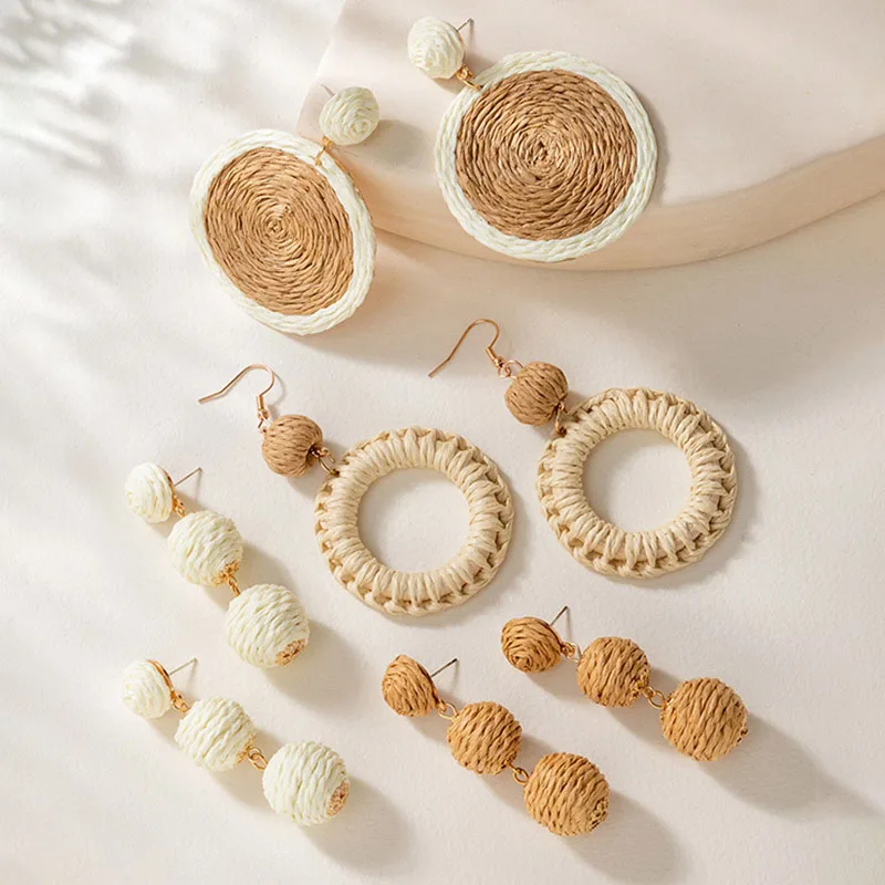

Bohemia White Brown Rattan Knit Raffia Drop Earrings for Women Handmade Geometric Round Summer Beach Earrings Jewelry