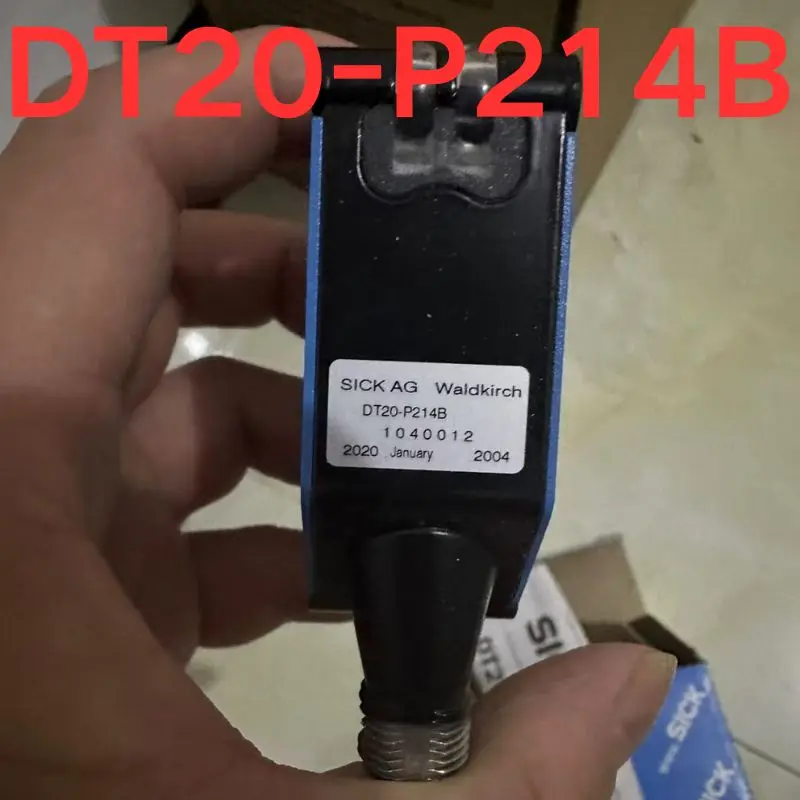 Совершенно новый датчик DT20-P214B Цена могут быть скидкой