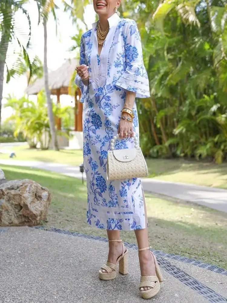 Женское летнее платье с цветочным принтом V-образным вырезом и расклешенными