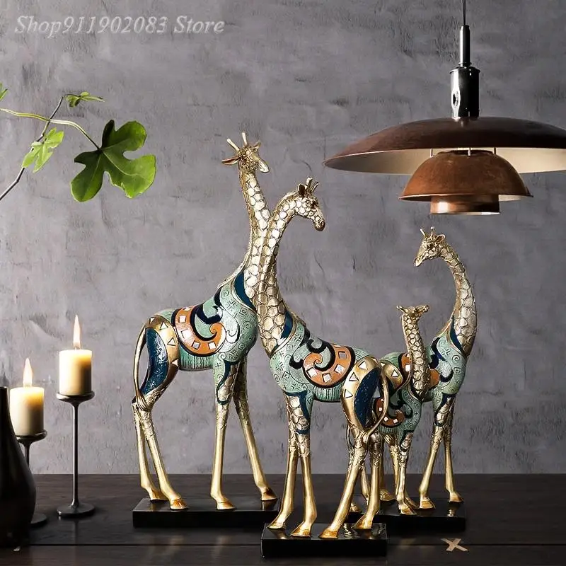 

Simulation Animal Sculpture Giraffe Mother and Child Painted Animal Statue Modern Home Decoration Golden Handicraft Ornaments
