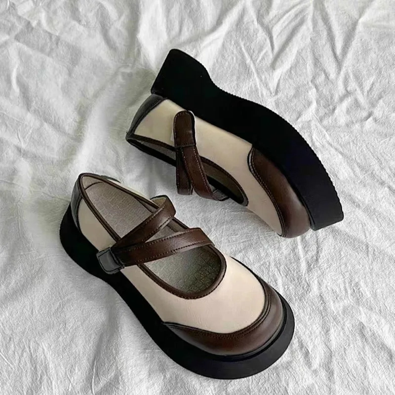 Женские туфли-оксфорды на платформе универсальные мягкие туфли смешанных цветов