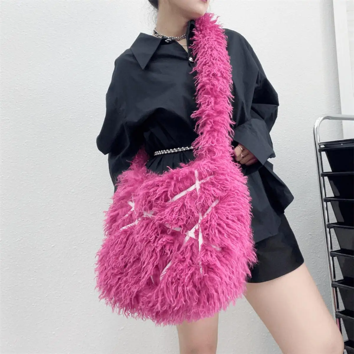 

Y2K Solid Color Women Crossbody Bags Fashion Furx Fur Lady Shoulder Bag Luxury Plush Fluffy Female Hangbags Winter Autumn Purses