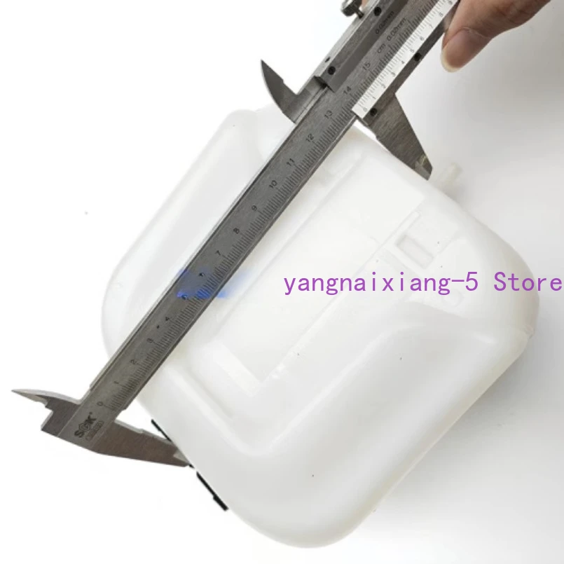 Запчасти для экскаватора Kubota U30 35 40 55 135 155 161 163 165 дополнительный резервуар воды