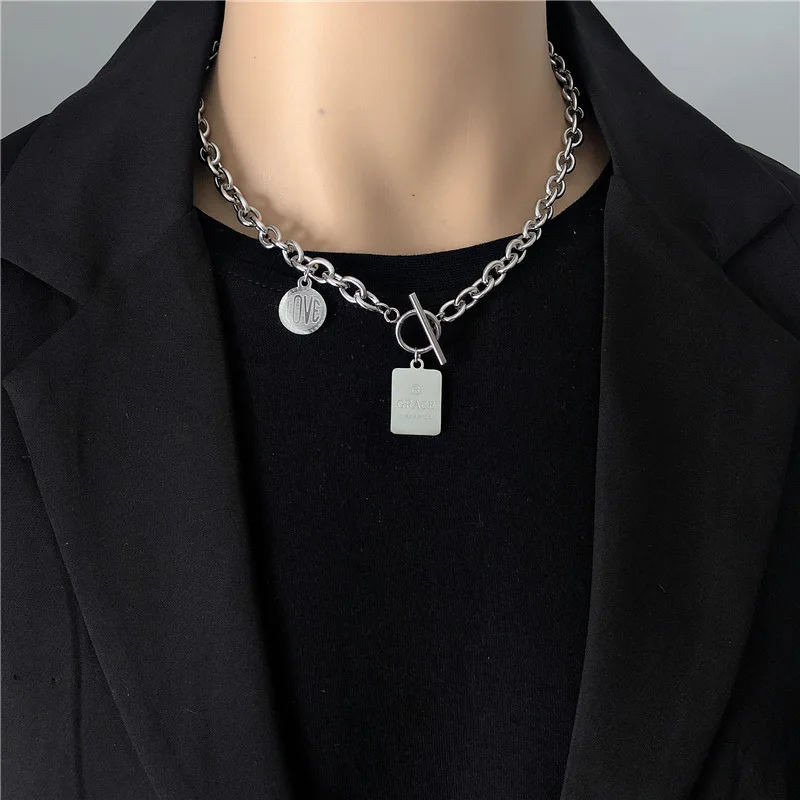 

Цепочка с подвеской в стиле хип-хоп