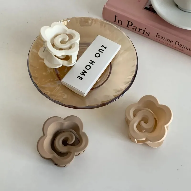 

Flower Claw Clip High Beauty Shark Clip Girl Spoon Hair Clip Ornament