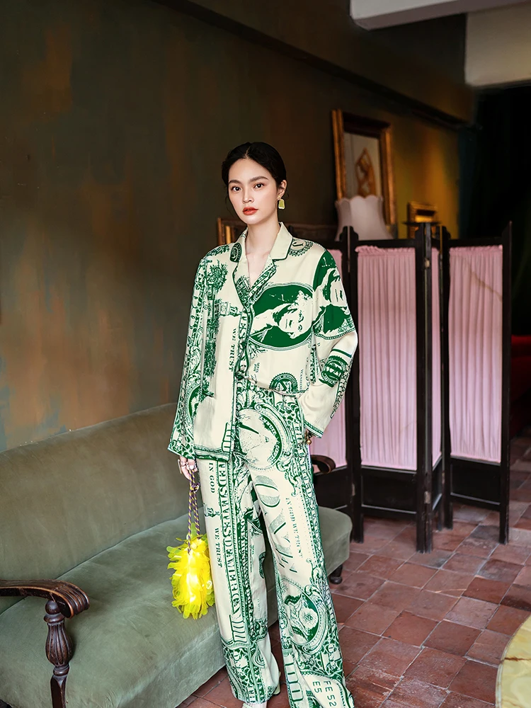 

2023 Green Silk Pajamas Women's Summer Ice Printing Sexy Luxury Casual Home Wear Ladies Long-sleeved Short Trousers Suit
