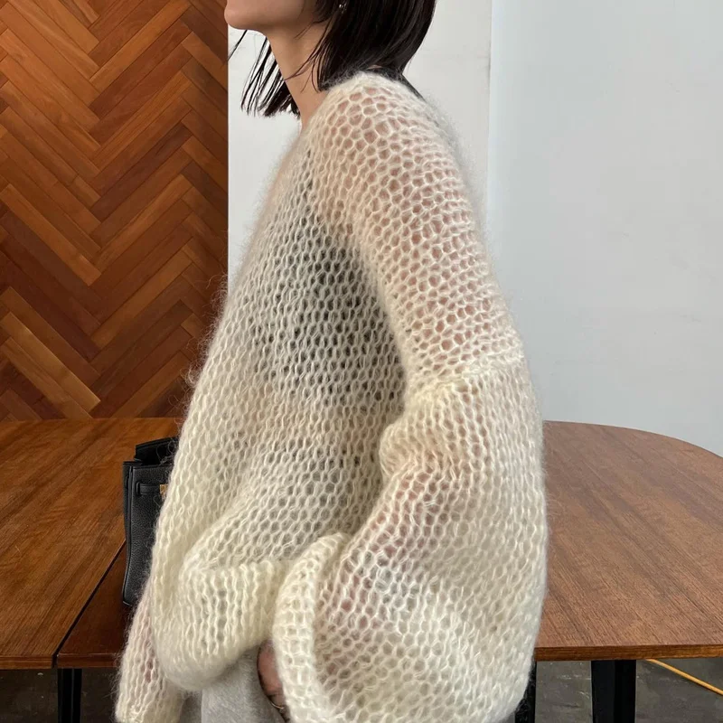 Пуловер женский трикотажный с V-образным вырезом и длинным рукавом