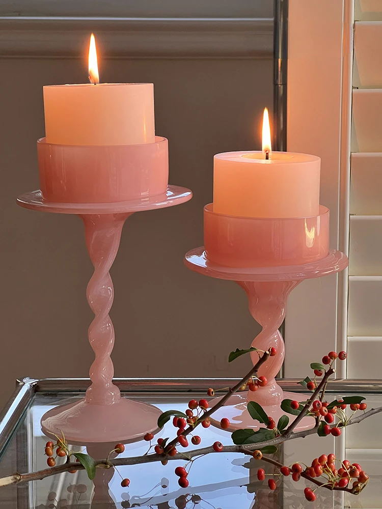 

Handmade Candlestick Pink Glass Candlestick Ornaments Screw Rod Festival Atmosphere Decoration Cylinder Candle Wedding Supplies