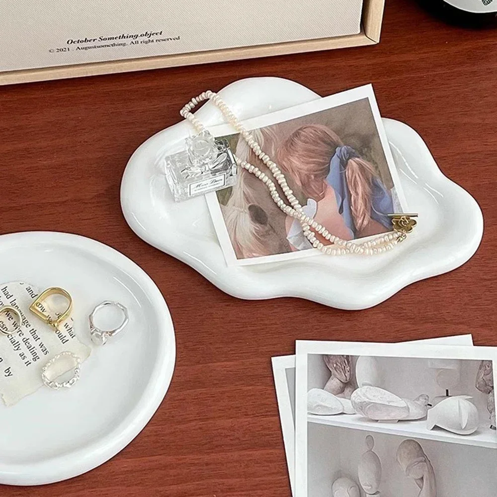 Блюдо для ювелирных изделий креативная керамическая тарелка в форме белого