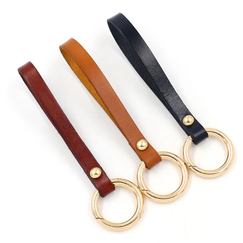 

High Quality Cowhide Key Chains for Women Vintage Genuine Leather Keychains with Gold-color Round Ring Car Keychain Accessories