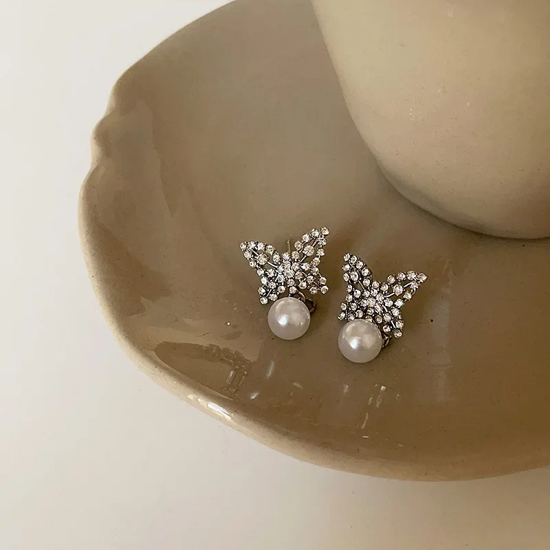 Vintage Hong Kong Style Full Diamond Butterfly Pearl Earrings Women's Light Luxury Soft Elegant Precious Unique Versatile Earrin