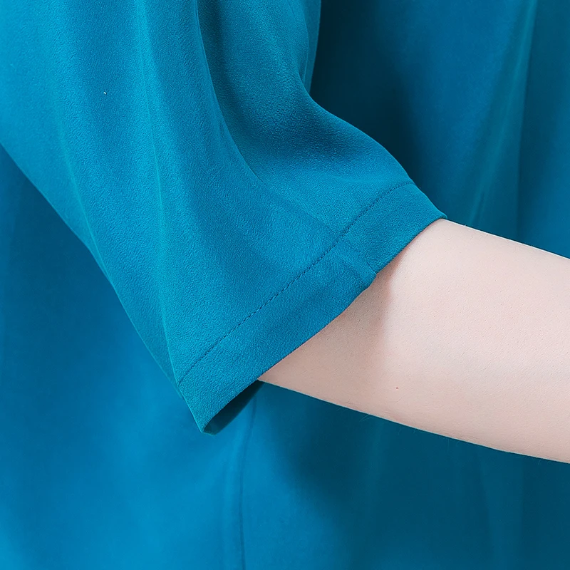 Рисунок 4 - Шелковая блузка-поло с оборками и рукавом до локтя