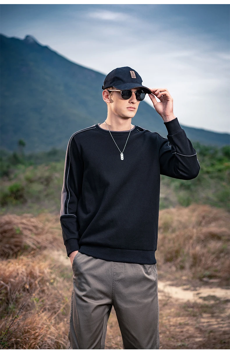 

5838 Fall 2021 new men's clothing trendy color matching striped turtleneck Sweatshirts