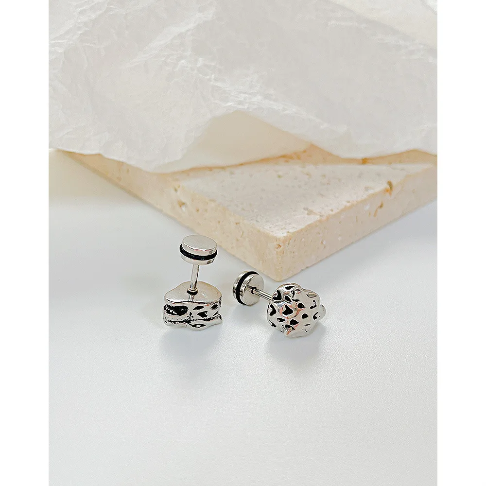 Wholesale Fashion Personality Stainless Steel Leopard Head Earrings for Men