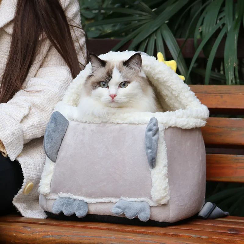

Cute Protable Pet Cat Bag Carrier Winter Fleece Warm Cozy Small Dog Backpack Outdoor Travel Puppy Hanging Chest Bags Cat Supplie
