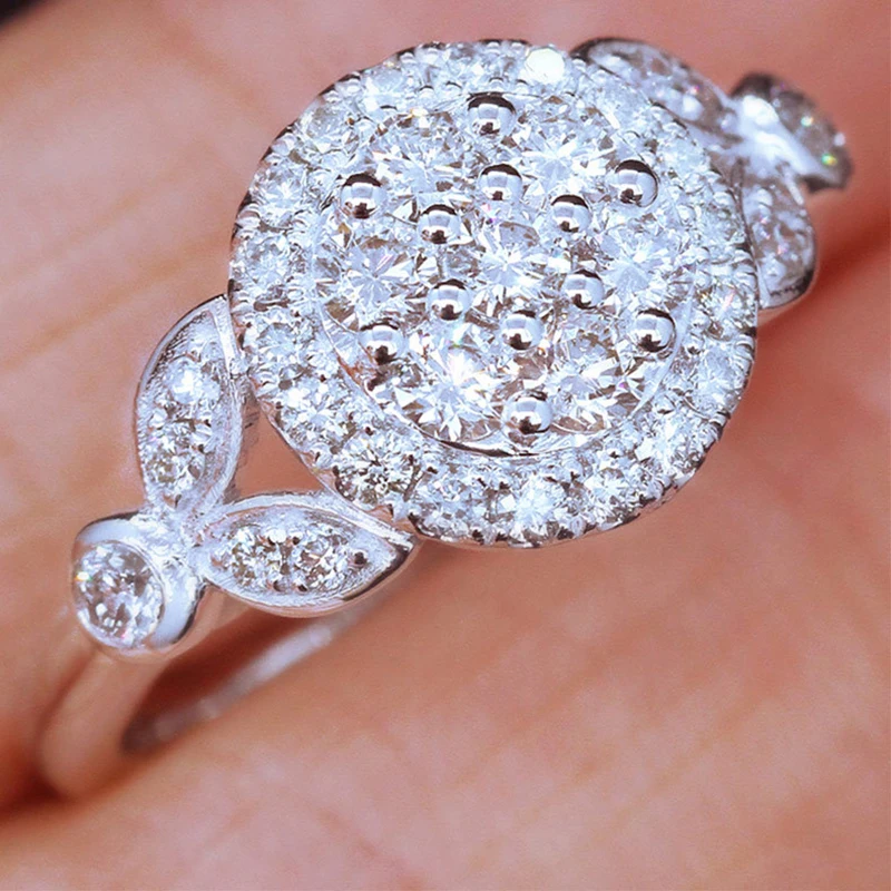 

New Luxury Trendy Silver Plated Full Paved Crystal Rings For Women Shine White CZ Stone Inlay Fashion Jewelry Wedding Party Gift