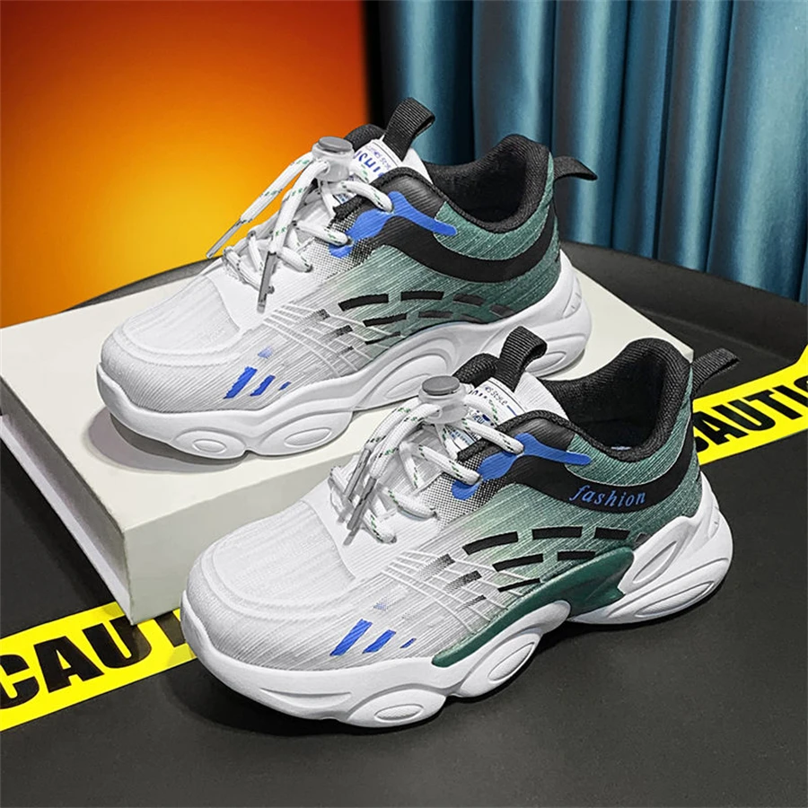 New Dad Shoes Children's Sports Shoes Fashion Non slip Mesh Breathable Boys' Girls' Shoes Princess Style Boys' Running Shoes