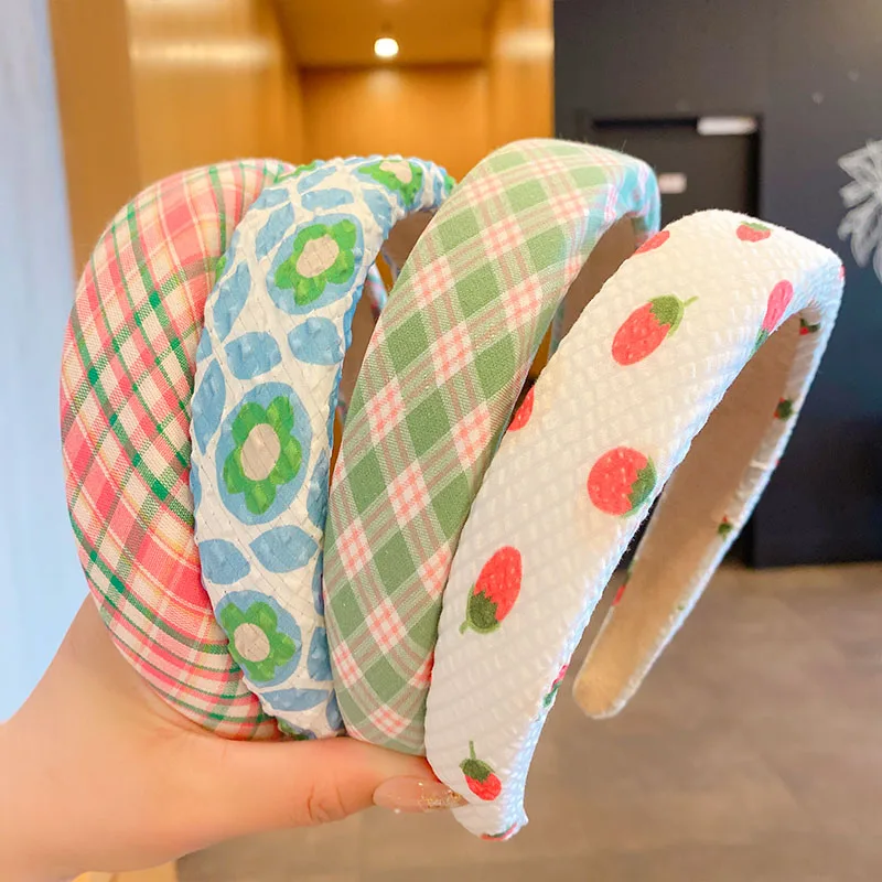 

Женская повязка на голову в клетку