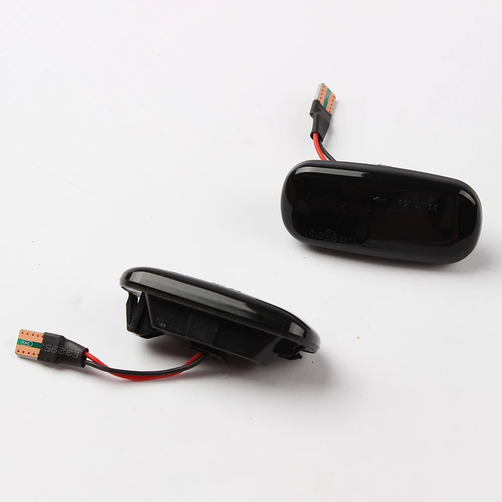 

2pcs Car Dynamic Turn Signal Side Lights Yellow Light For A3 A4 A6 Turn Signal Lamp Blackened Shell Yellow Light Edge Lights