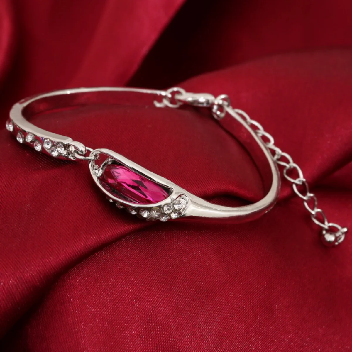 Стеклянный браслет для обуви посеребренный с австрийскими кристаллами