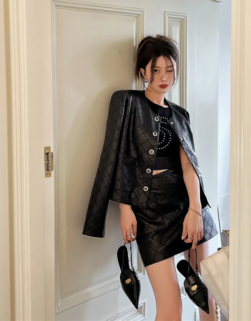 Korean Button  Autumn Long Sleeve Loose Coat Top Women's Round Neck with Leather Coat Basic Casual Y2k Girl Wear Short Top