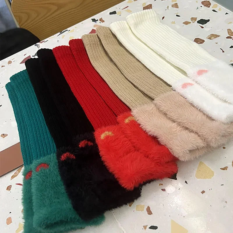 Рисунок 6 - Зимние женские длинные перчатки