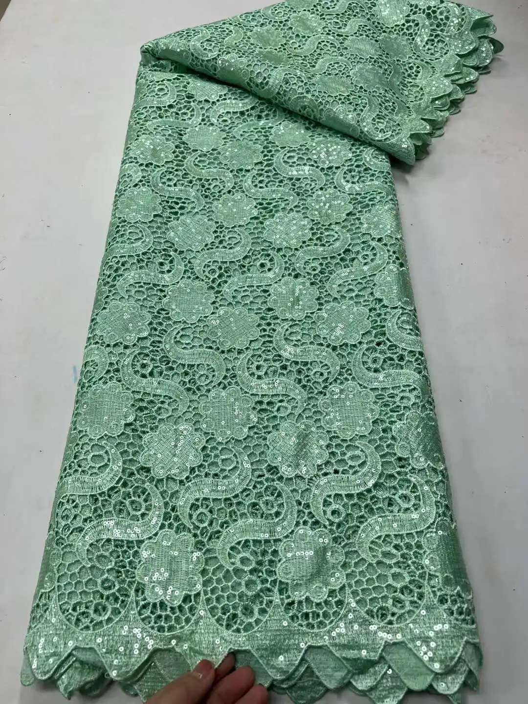 

Green cord Latest Nigerian Laces Fabrics High Quality Silk Milk African Guipure Laces Fabric Wedding African Cord Lace Fabric