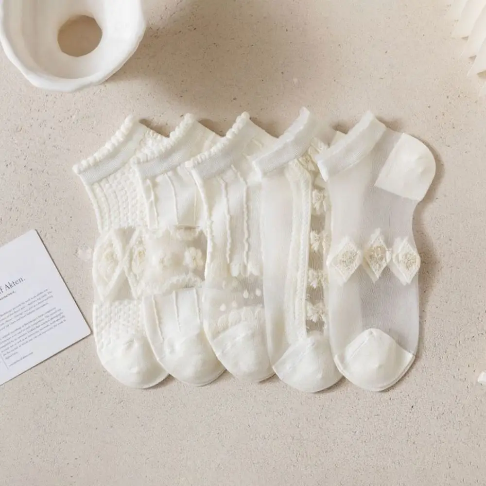 

1Pair Women Spring Summer JK Sweet Jacquard Crystal Silk Boat Socks Breathable Lolita Mesh Thin White Flower Hosiery