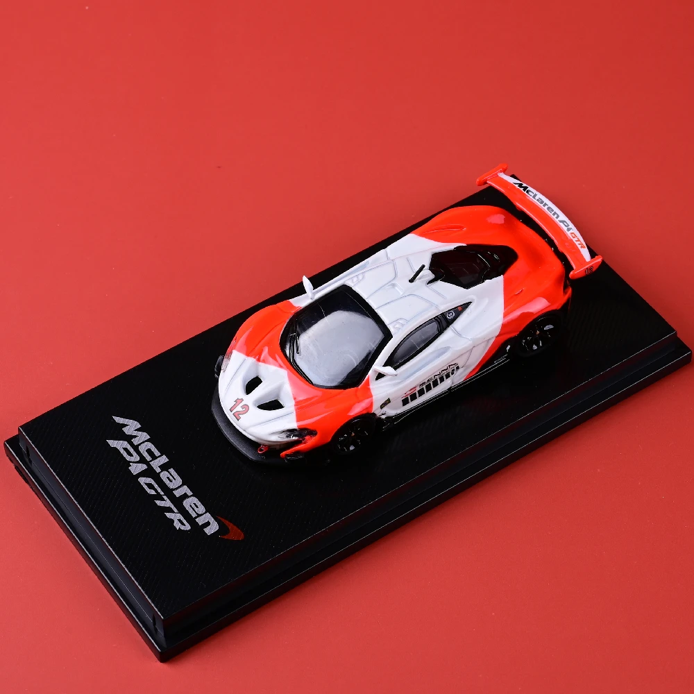 Модель 1/64 Mclaren P1GTR, литая модель автомобиля Красного/белого цвета, № 12