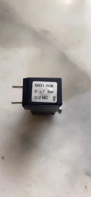 Фото FIM PNEUMAX N331/R0B N331/0B 3/2NC 7 бар 24 В постоянного тока, 2,3 Вт, 2,5 Вт, электромагнитный клапан №1
