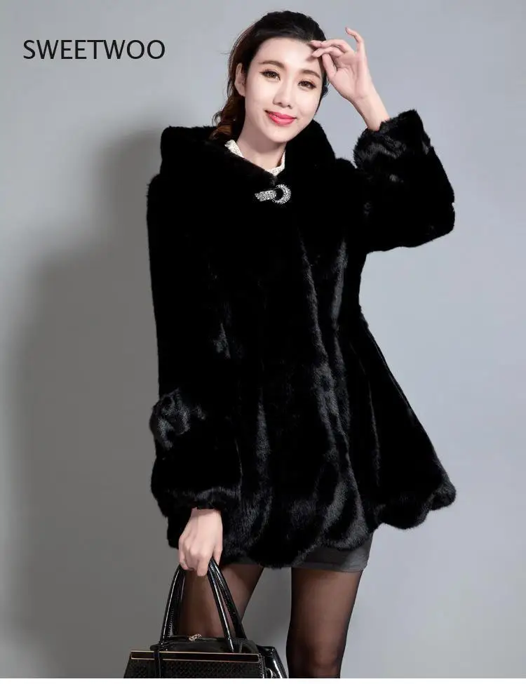 2022 Women Full Sleeve Warm Winter Fluffy Fur Jacket Female Overcoat Loose Fit Hooded Whole Skin Fake Rabbit Fur Coat Fashion