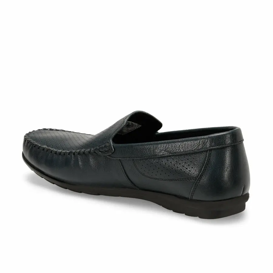 

Men Casual Shoes -