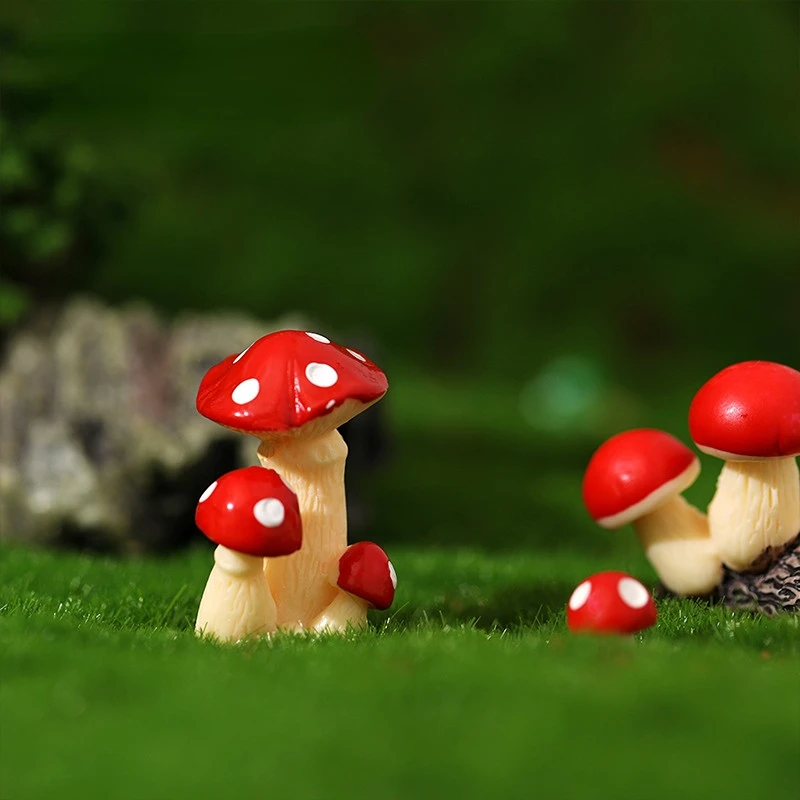 

Mini Garden Simulate Mushroom Statue Resin Figurines Decorative Miniatures Kawaii Garden Accessories Micro Landscape Decorations