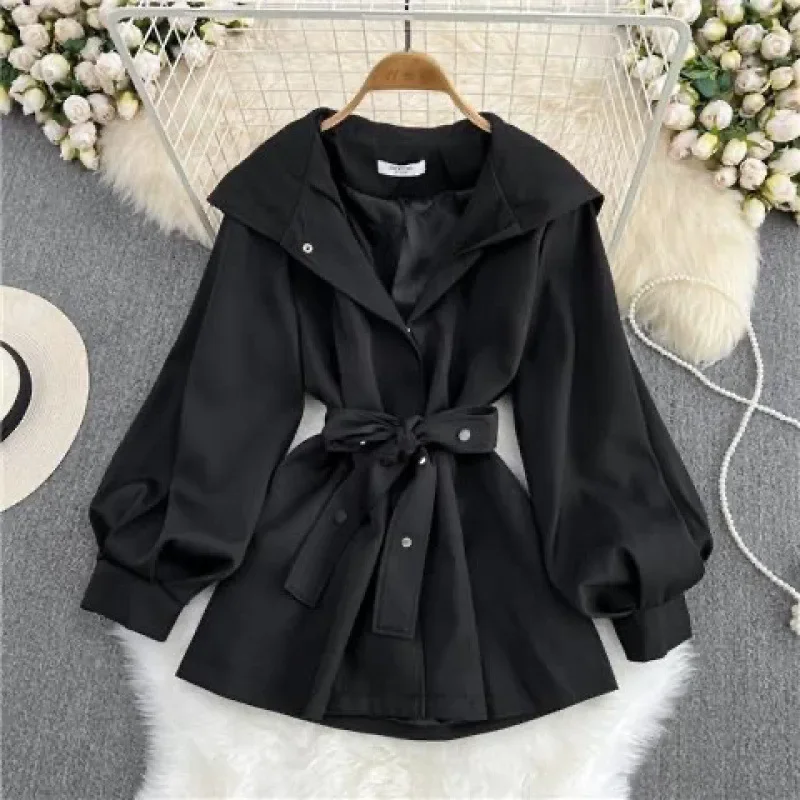 Женская осенне-зимняя Новинка 2024 куртка с капюшоном укороченная маленькая