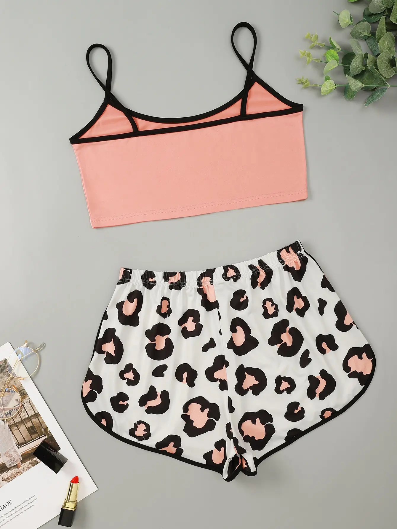 Monogram Print Halter Top and Leopard Print Bow Trim Shorts Home Wear  Pajama Suit Fashion Sexy Home Women's Underwear Pajamas