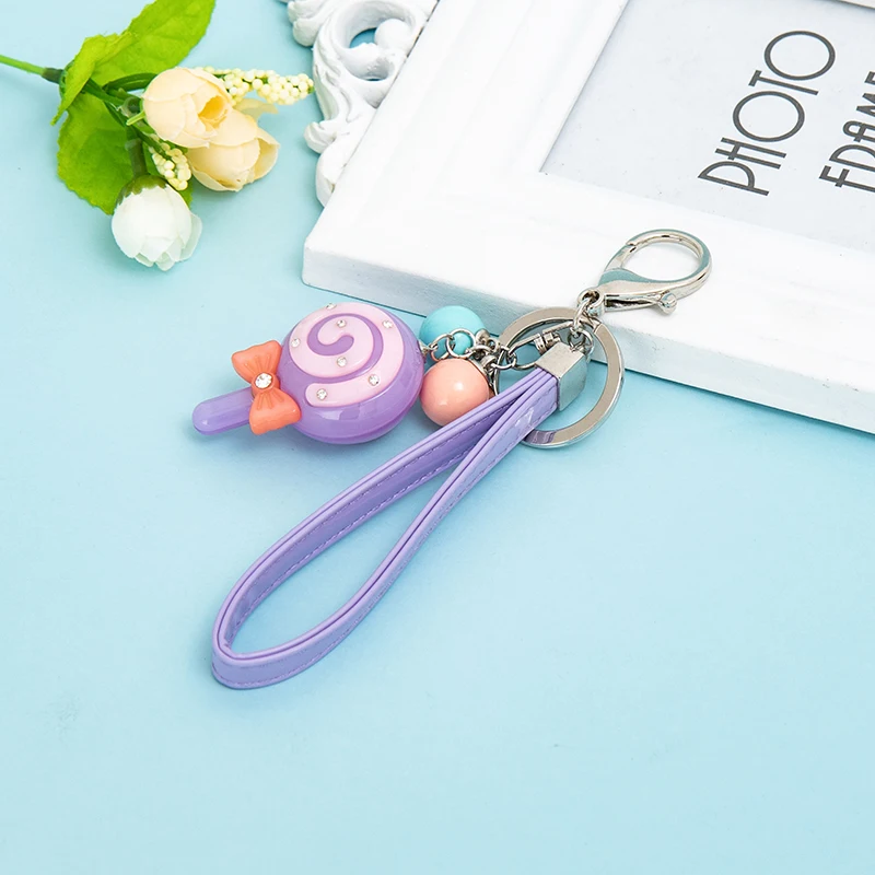 

EASYA 2022 New Fashion Cartoon Keychain Small Gift Three-dimensional Keychain Cute Girl Bag Ornaments Car Accessories