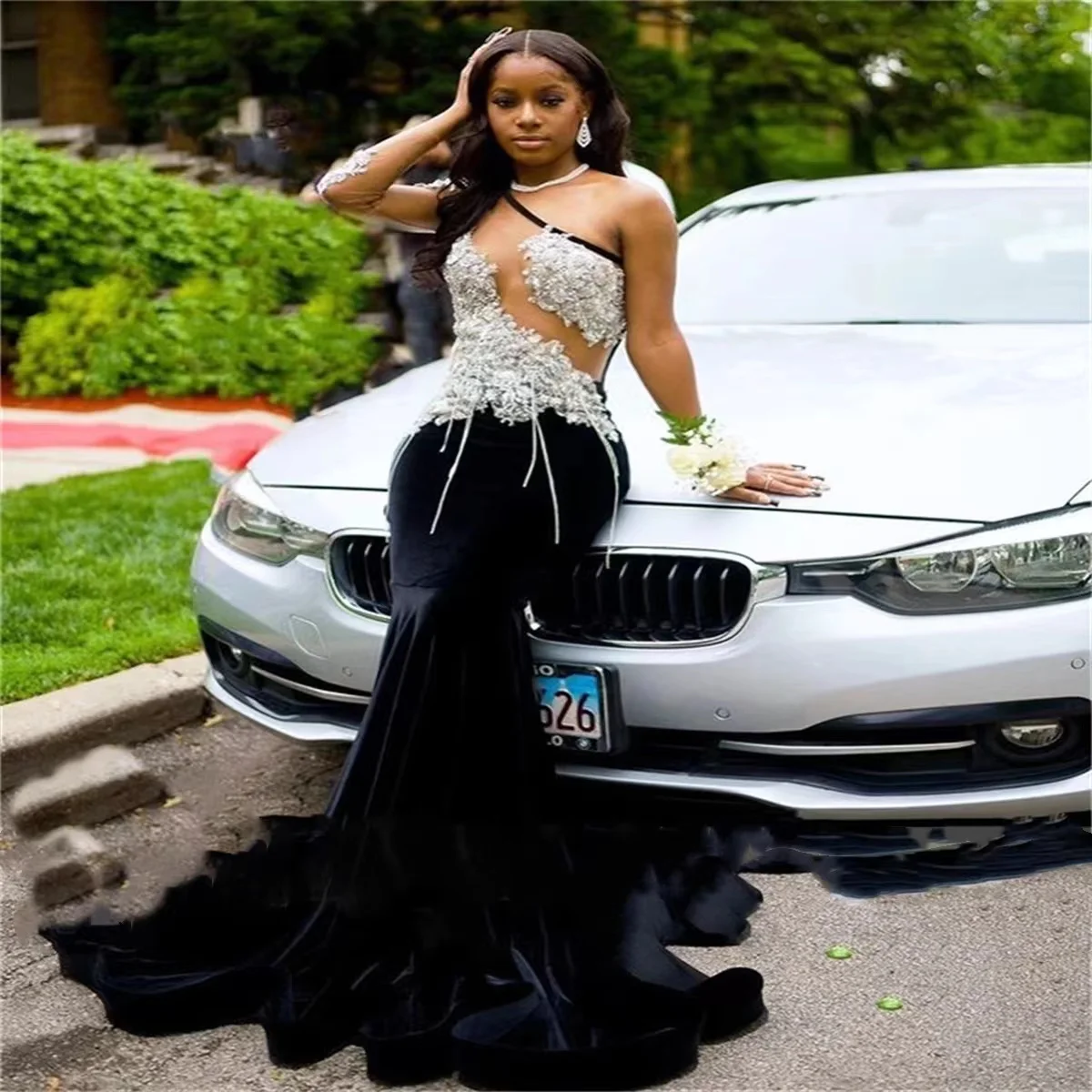 

Mermaid Evening Dress Pearl Applique Tassel One Shoulder Sleeve Tulle Black Velvet Train Elegant Wedding 2023