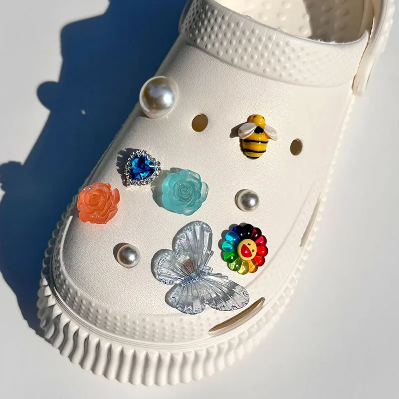 Romantic Transparent Rose Flowers Shoes Charms Pack DIY Luxury Vintage Bling Heart Rhinestone All-match Shoe Accessories Jewelry