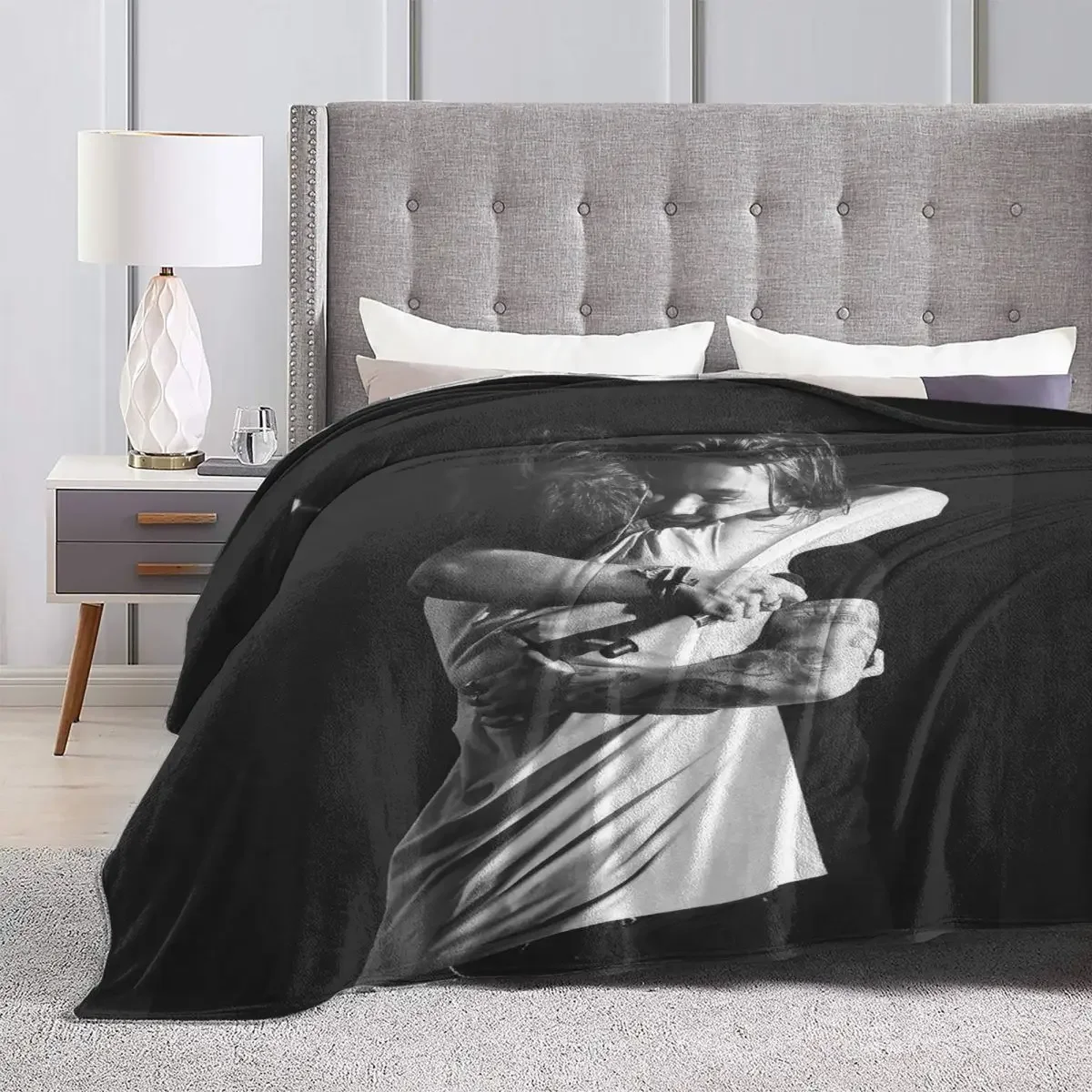 Ларри Стилинсон Мягкое Но Прочное Одеяло Для Объятий Современный Стиль