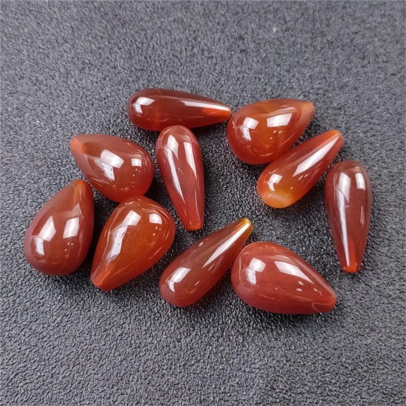 Мужская шпилька из красного агата