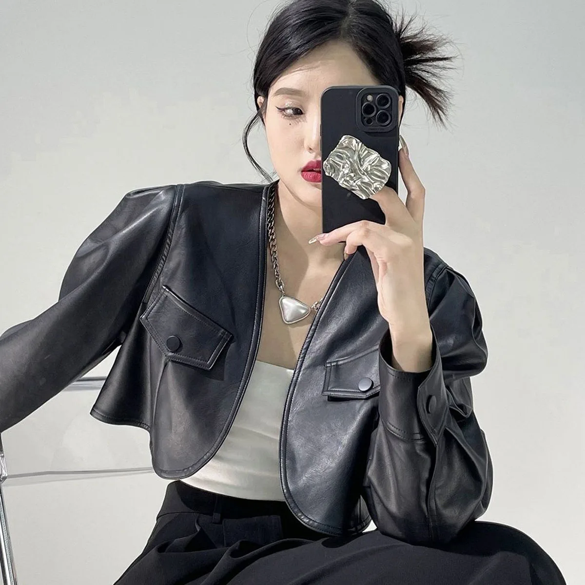 1pcs Womens Short PU Leather Jackets Coat 2022 Autumn New Fashion Faux Fur Splicing Long Sleeve Ladies Skinny Locomotive Coats