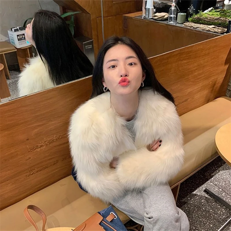 2022 Winter Women Fashion Faux Fox Fur Coats Warm Feather Coats Korea Fashion Lady Party Elegant Outfits Loose Short Outercoat